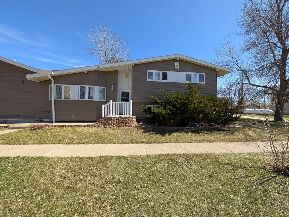 522 NW 1st Ave, Beulah, ND 58523 - #1