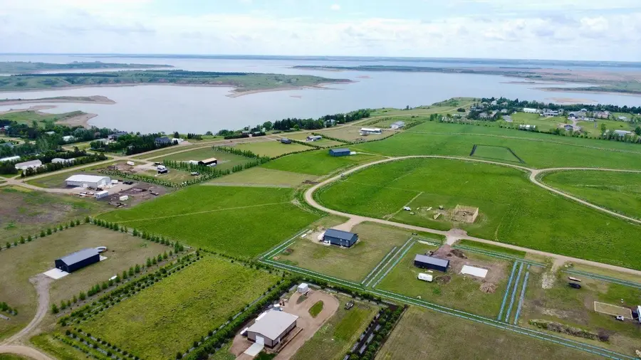 4159 13S ST NW, Garrison, ND 58540 - #2