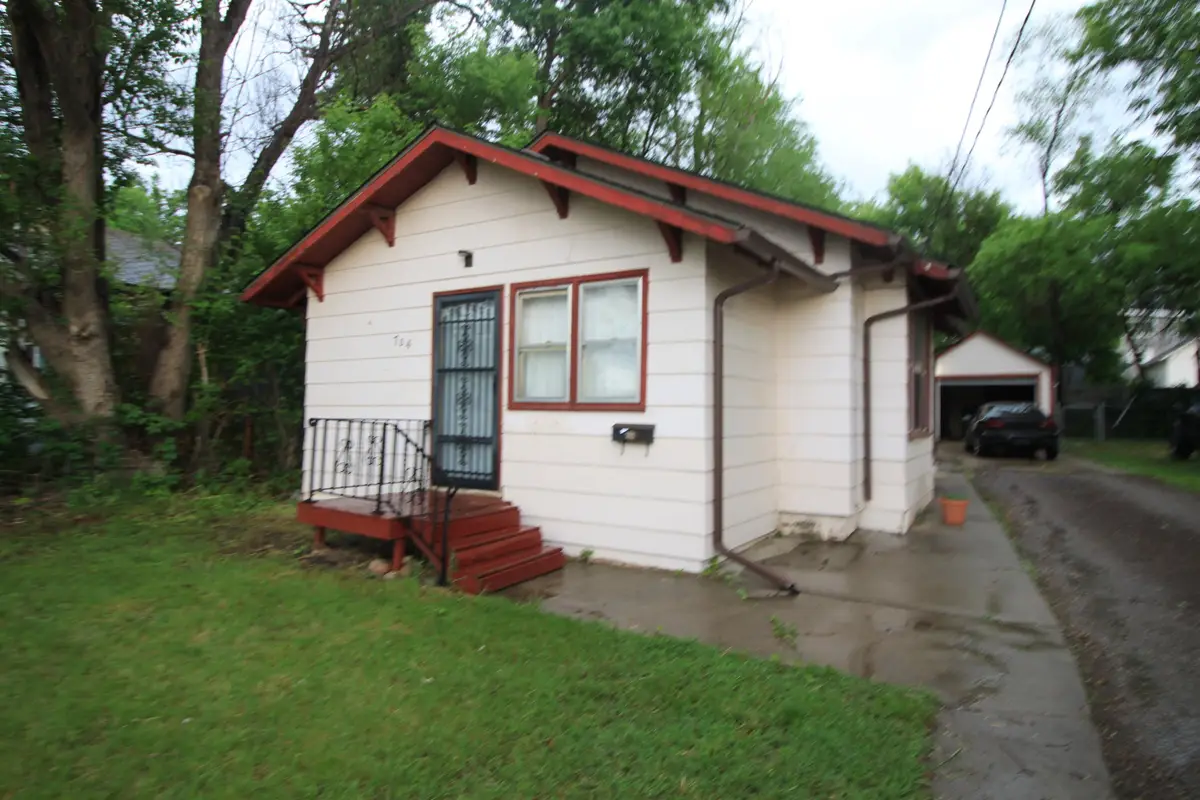 704 11th Ave NW, Minot, ND 58703 - #1
