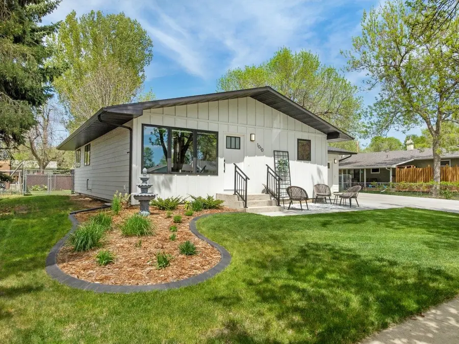 1010 18 1/2 Ave SW, Minot, ND 58701 - #3