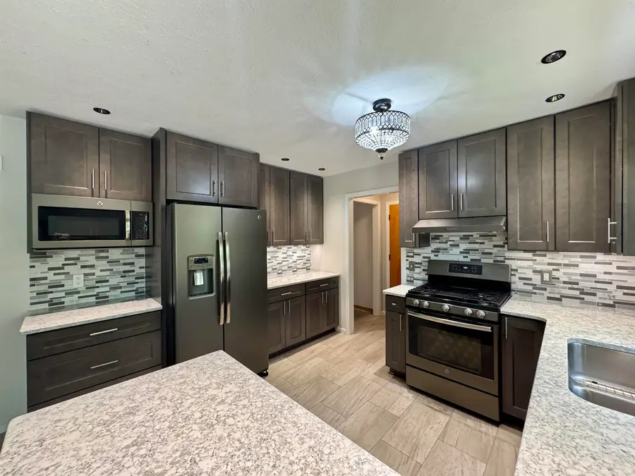 720 S Main St, Stanley, ND 58784 - #2