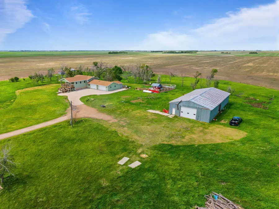 2785 73rd St NW, Glenburn, ND 58740 - #2