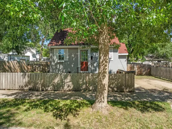 110 10th Street NW, Minot, ND 58703