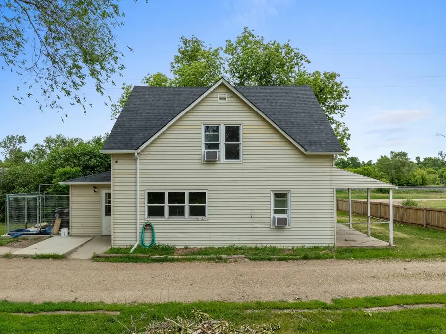 37 2nd St NE, Sawyer, ND 58781 - #2