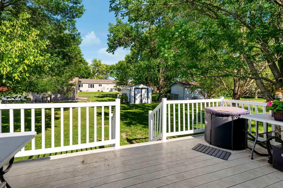 1721 3rd ST SE, Minot, ND 58701 - #3