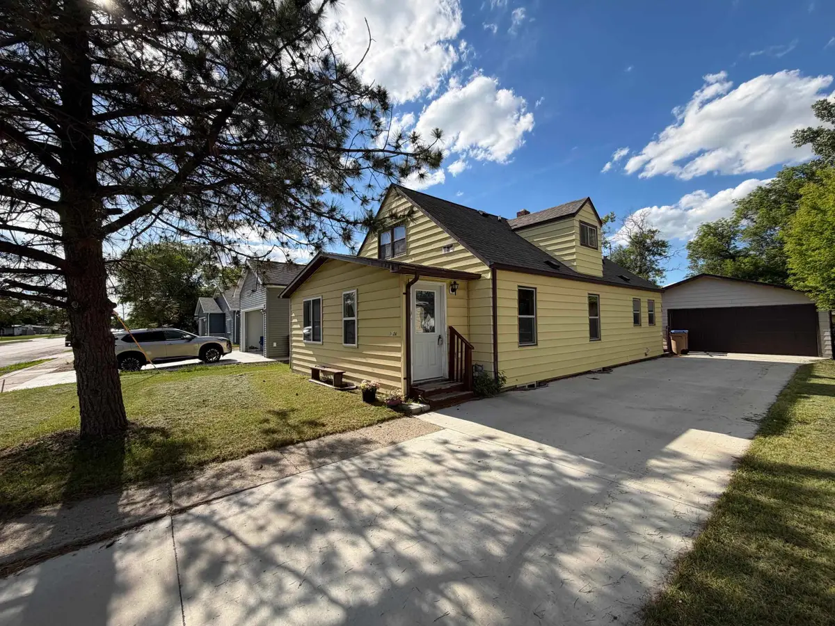 1624 Central Ave W, Minot, ND 58703 - #1