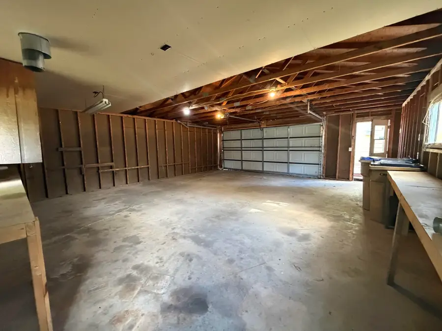 1624 Central Ave W, Minot, ND 58703 - #3