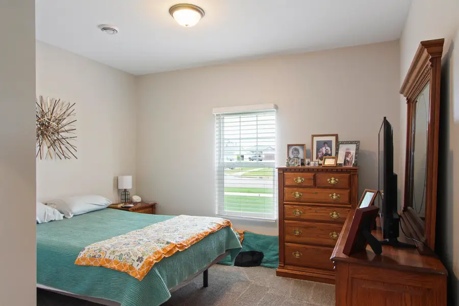 58 Mulberry Lp NE, Minot, ND 58703 - #3