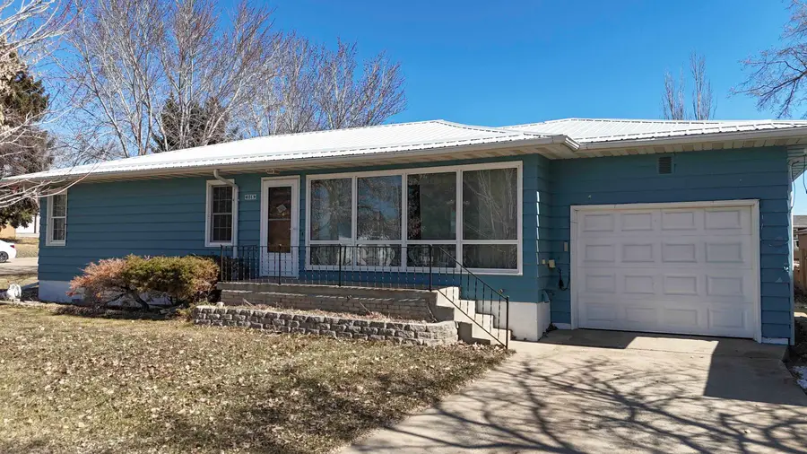 118 6TH AVE, Kenmare, ND 58746 - #2