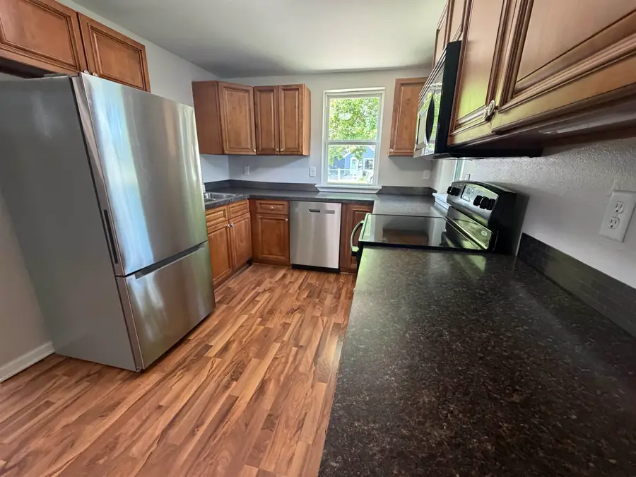 109 17th St SE SE, Minot, ND 58701 - #3