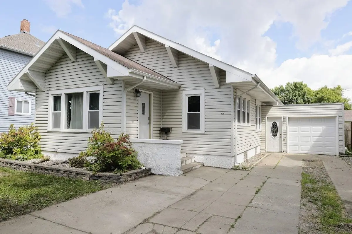 305 NE 8th St, Devils Lake, ND 58301 - #1
