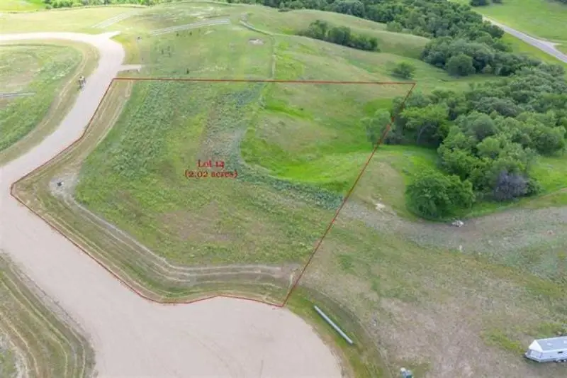 5008 24TH ST SE, Minot, ND 58701-8935 - #1