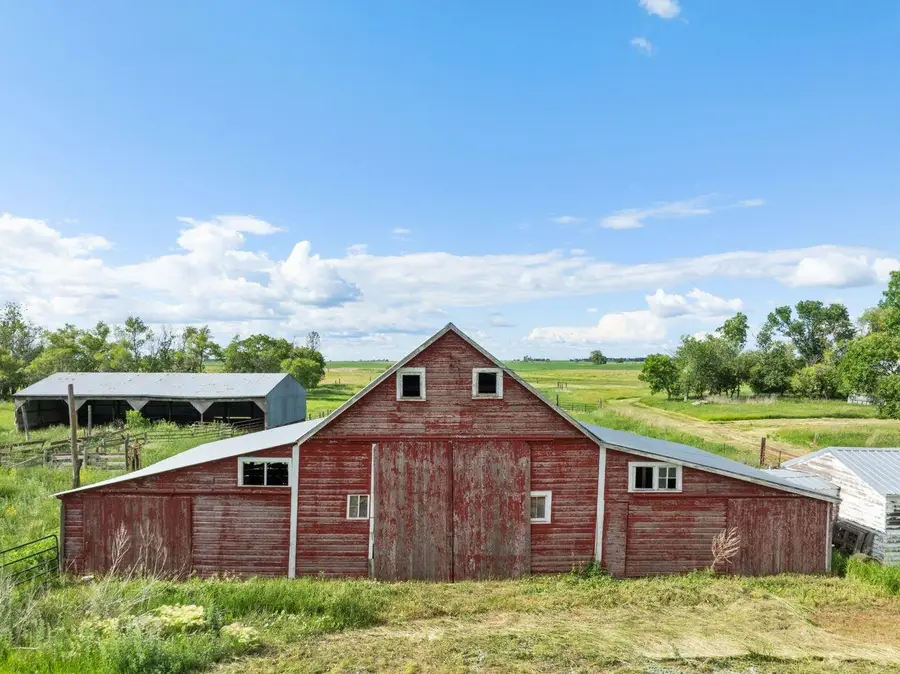 407 42nd St. N, Voltaire, ND 58792 - #2