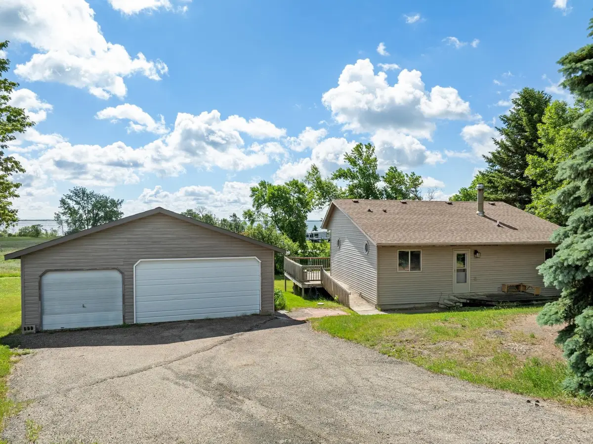 1402 NW 33S Ave, Coleharbor, ND 58531 - #1
