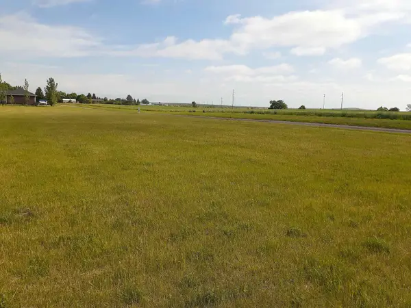 TBD 1st St, Underwood, ND 58576
