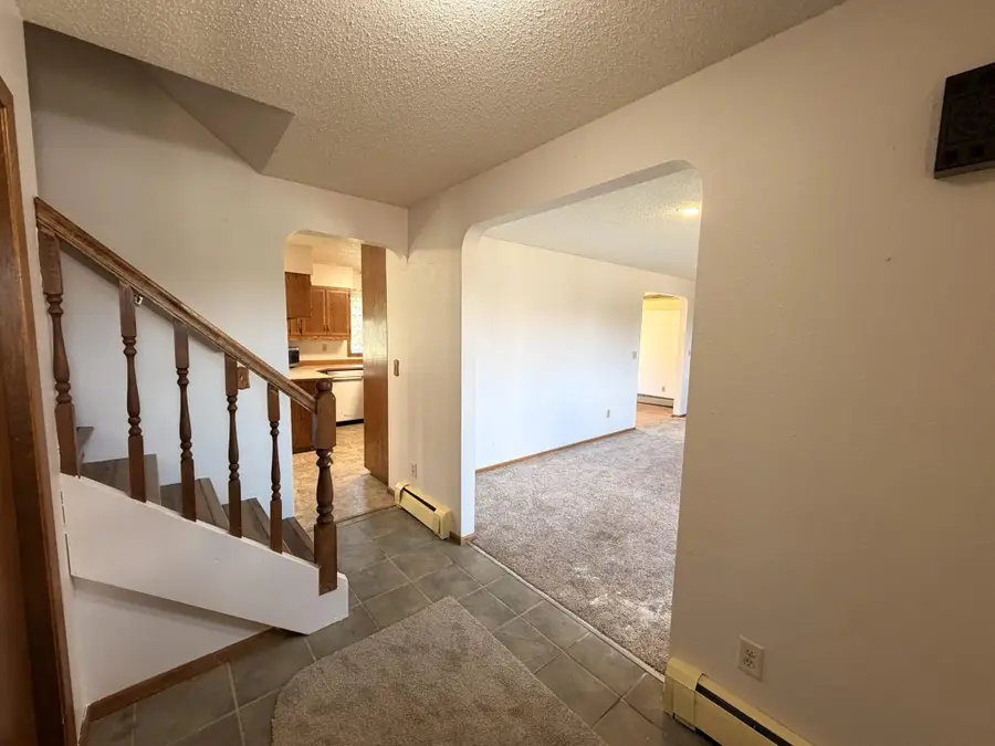 601 13th Ave NE, Minot, ND 58701-1569 - #3