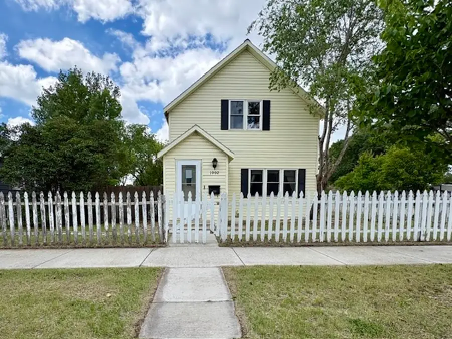 1002 Main St., Bottineau, ND 58318 - #2