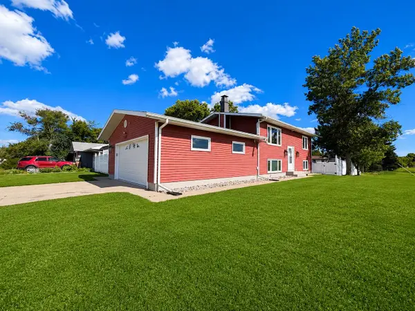 2509 4th Ave. NW, Minot, ND 58703
