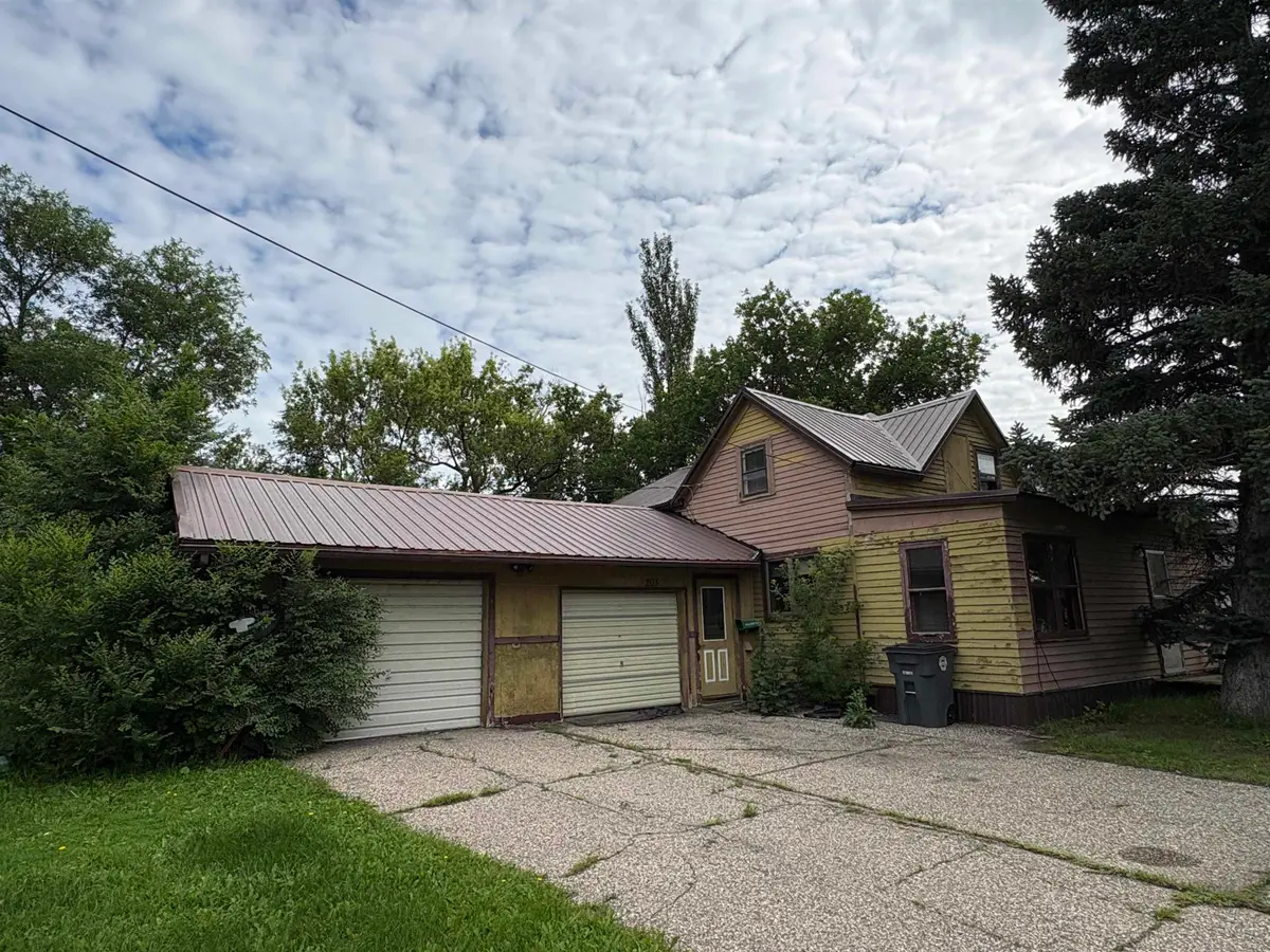 203 2nd Street SE, Mohall, ND 58761-0000 - #1