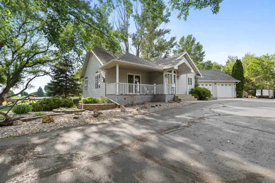 1204 16th Ave SW, Minot, ND 58701 - #3