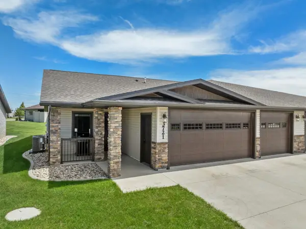 3721 White Pine Circle, Minot, ND 58701