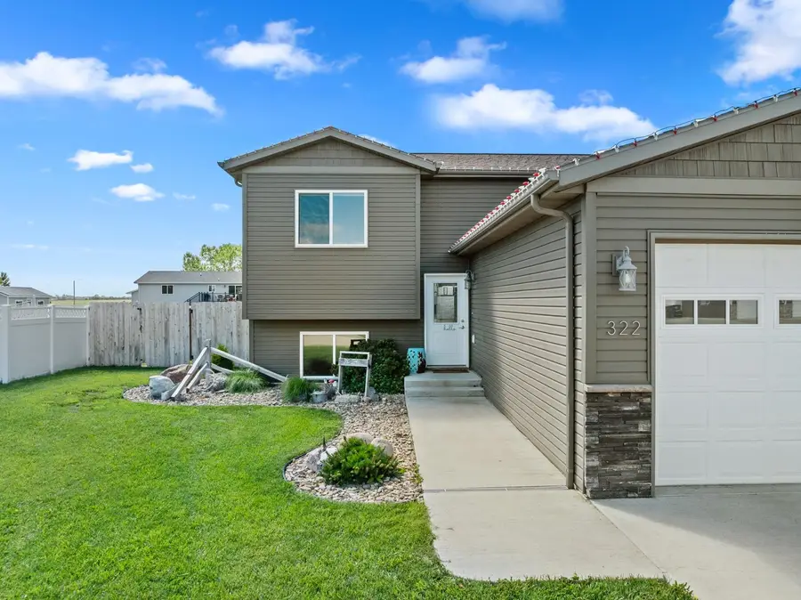 322 6th Ave SW, Surrey, ND 58785 - #2
