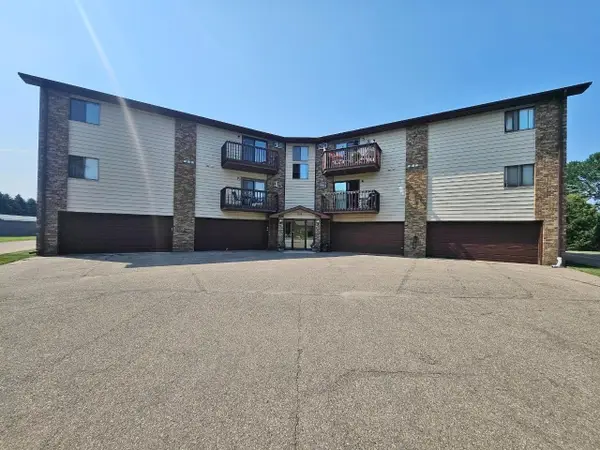 1212 Unique Dr. #201, Rugby, ND 58368
