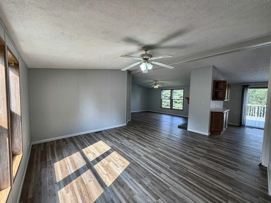 1809 72nst St. SE, Minot, ND 58701 - #3