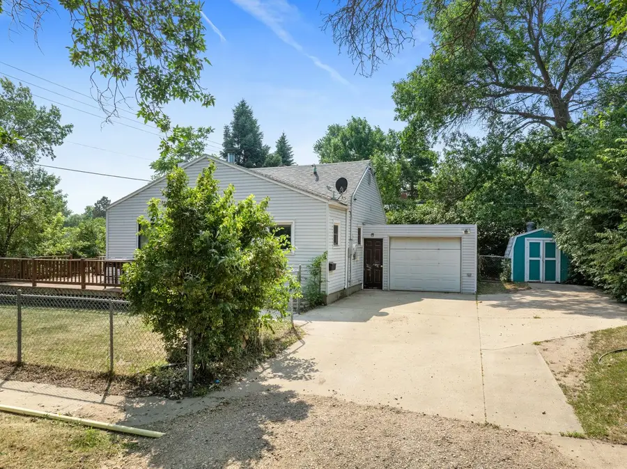 1502 11TH AVE NW, Minot, ND 58703 - #3