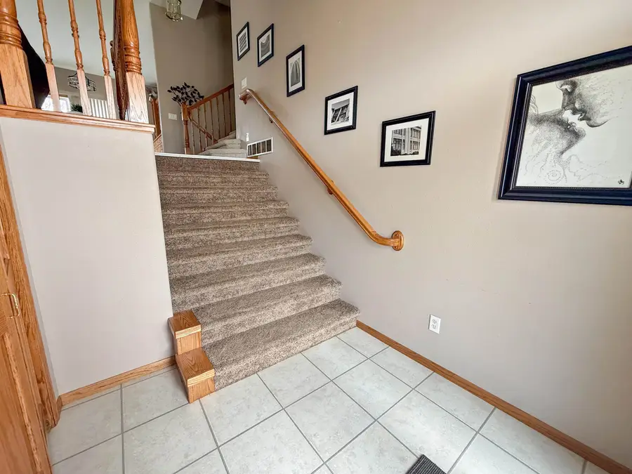 1908 13th St NW, Minot, ND 58703 - #3