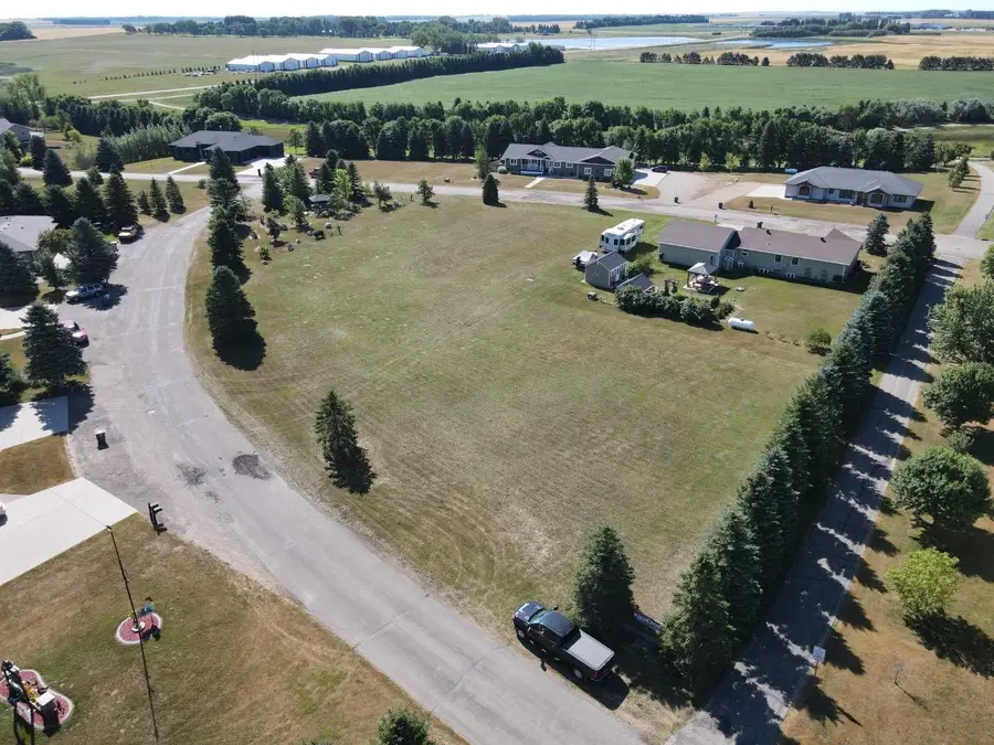 5th St. SE, Rugby, ND 58368 - #3