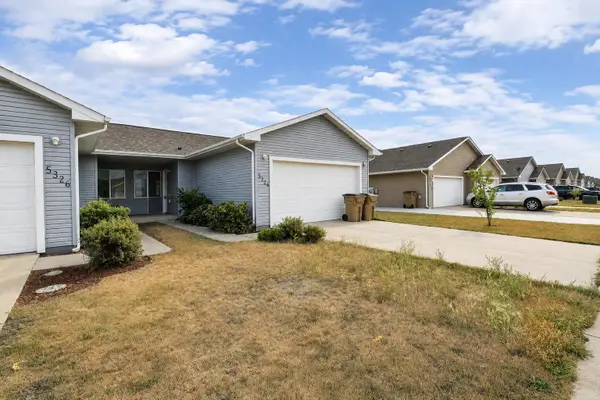 5324 SE 15th Ave, Minot, ND 58701