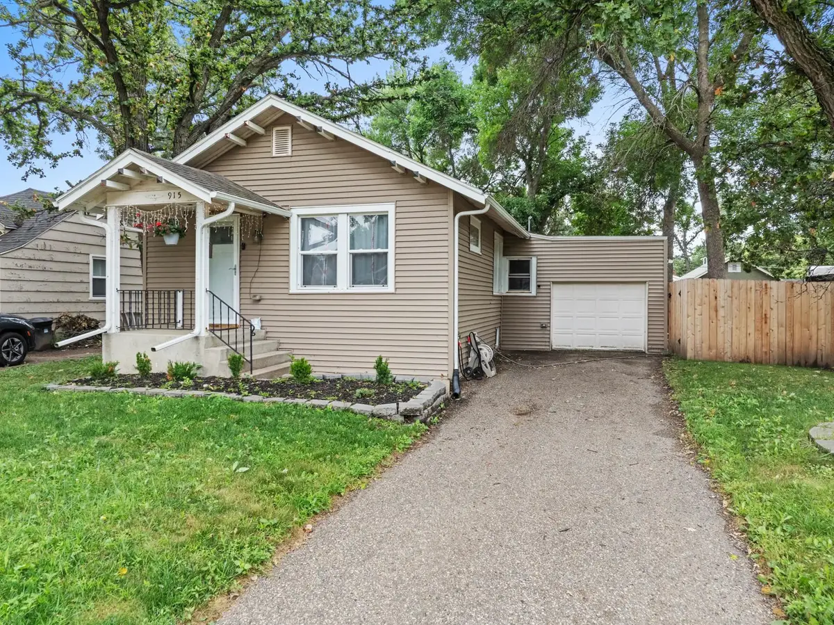 915 3RD AVE NW, Minot, ND 58703 - #1