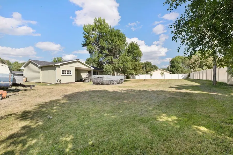 2 Green Way, Minot, ND 58701 - #3