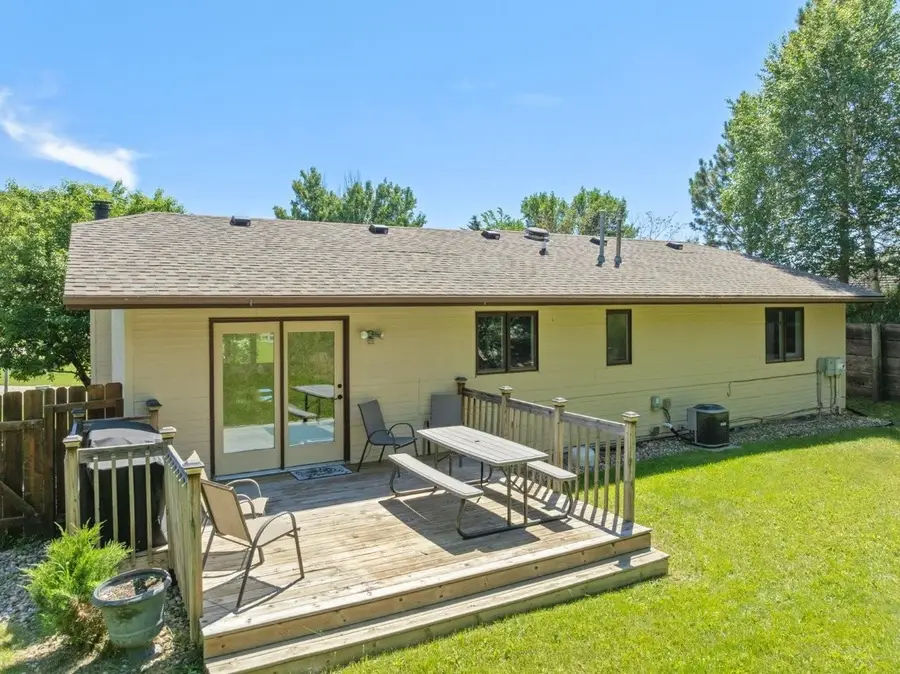 1113 23rd St NW, Minot, ND 58703 - #3