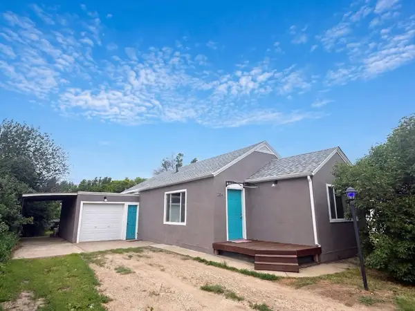 204 Owens St, Des Lacs, ND 58733