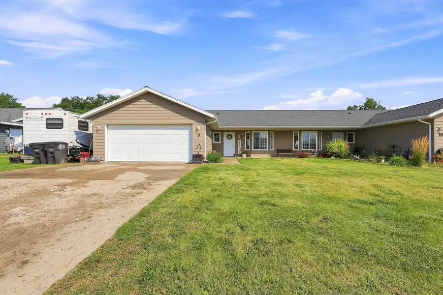 8 Meadow Ln, Stanley, ND 58784 - #2