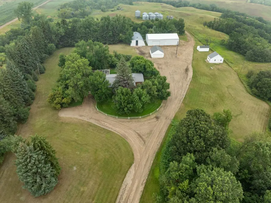 10010 128th St, Burlington, ND 58722 - #2