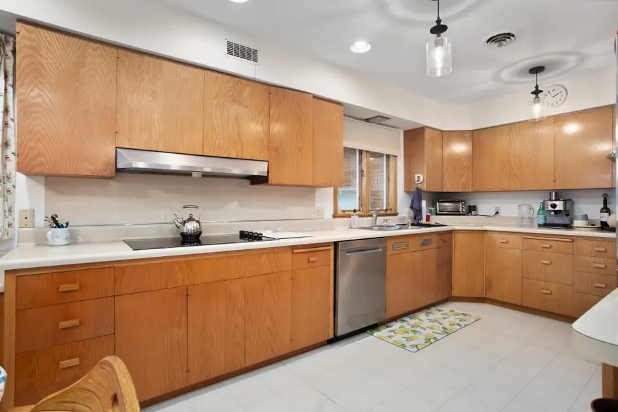 10010 128th St, Burlington, ND 58722 - #3