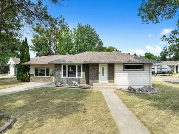 506 18th Ave. SW, Minot, ND 58701