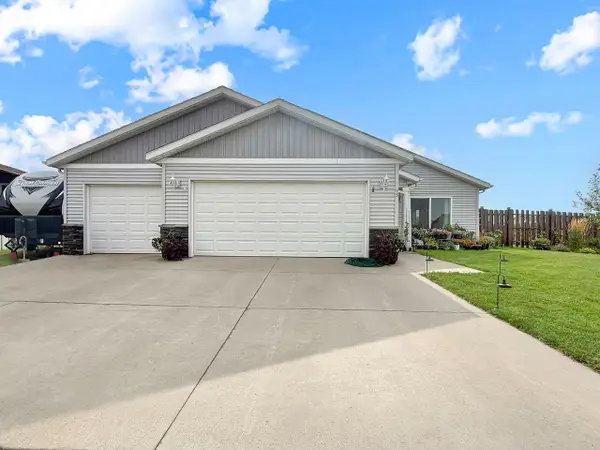 45 OLIVE TREE CR NE, Minot, ND 58703