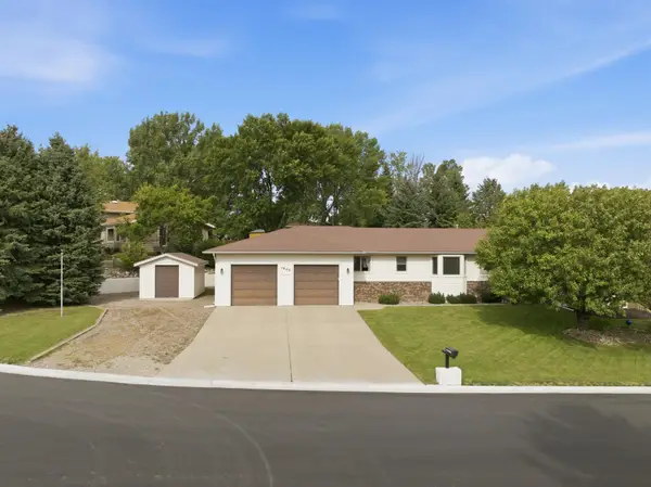 1800 12th St NW, Minot, ND 58703