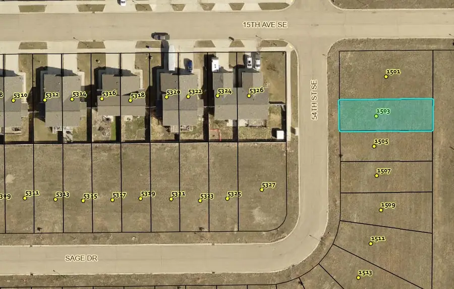 1503 54th St SE, Minot, ND 58701 - #3