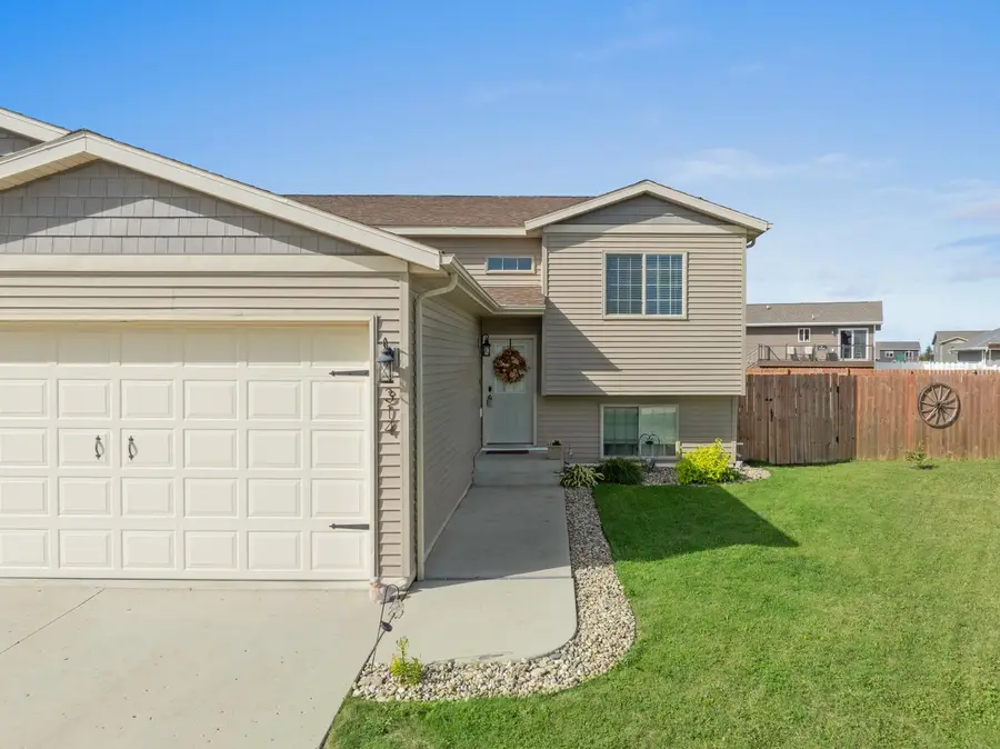 314 5TH AVE SW, Surrey, ND 58785 - #3