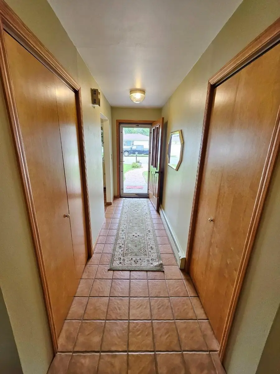 141 11th St. SW, Rugby, ND 58368 - #2
