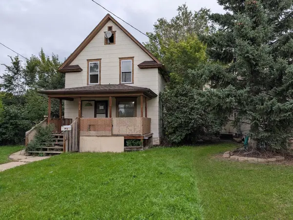 517 NE 9th Ave, Minot, ND 58703-0000