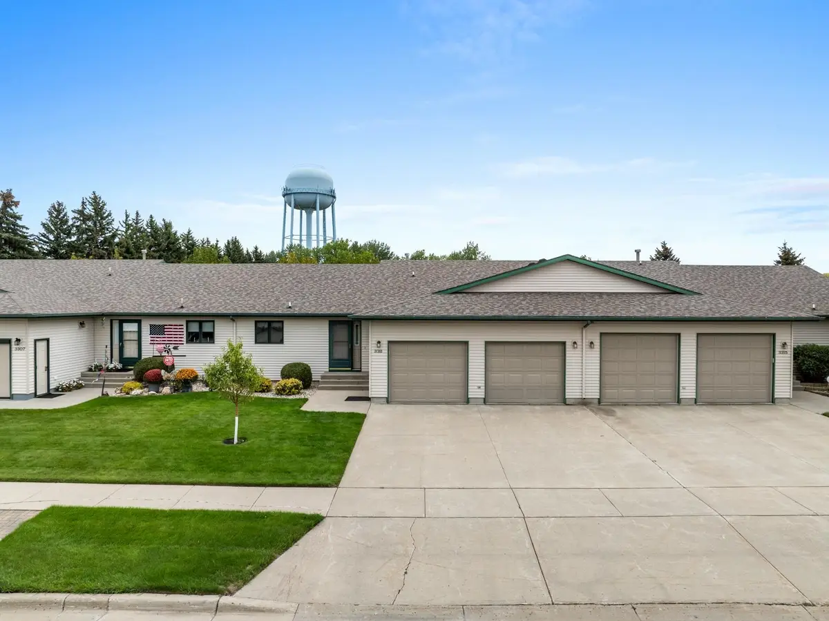 3311 7th Street SW, Minot, ND 58701 - #1