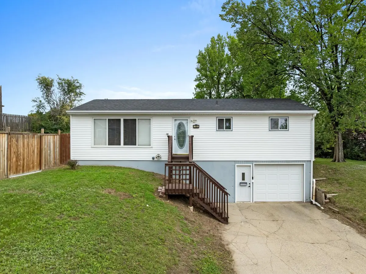 1130 5th St NE, Minot, ND 58703 - #1