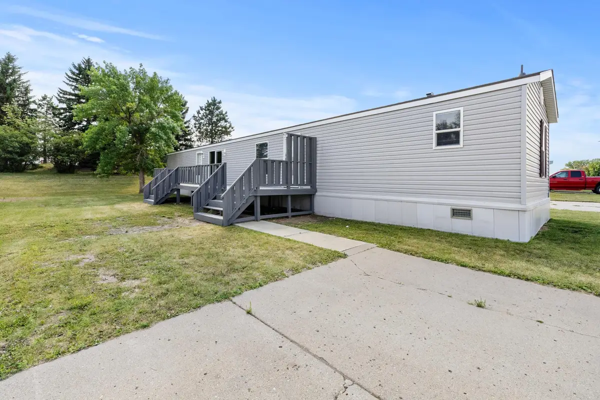 405 SE 31st Ave SE Lot 44 SE, Minot, ND 58701 - #1