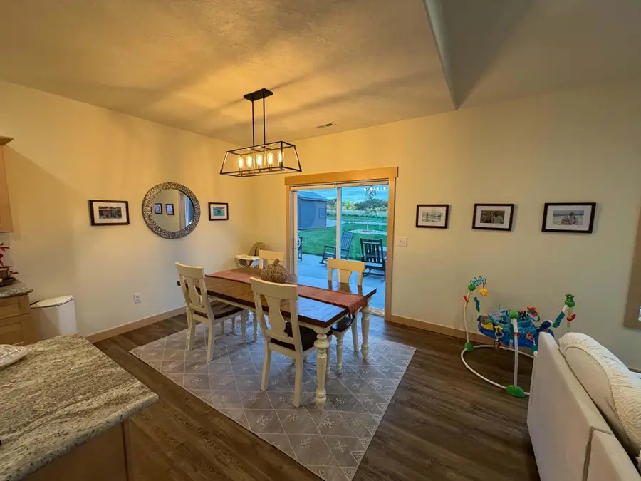 14 Hilltop Court, Burlington, ND 58722 - #3